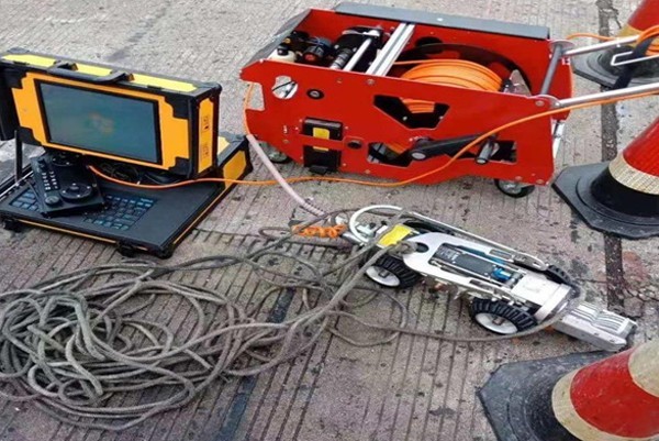 陆川CCTV管道检测机器人