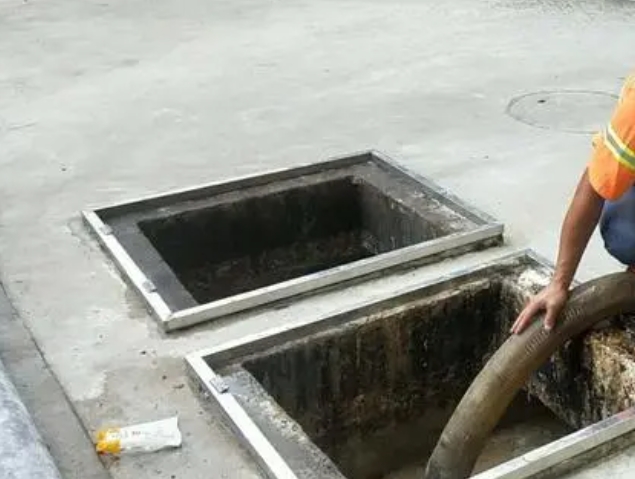 陆川化粪池清理